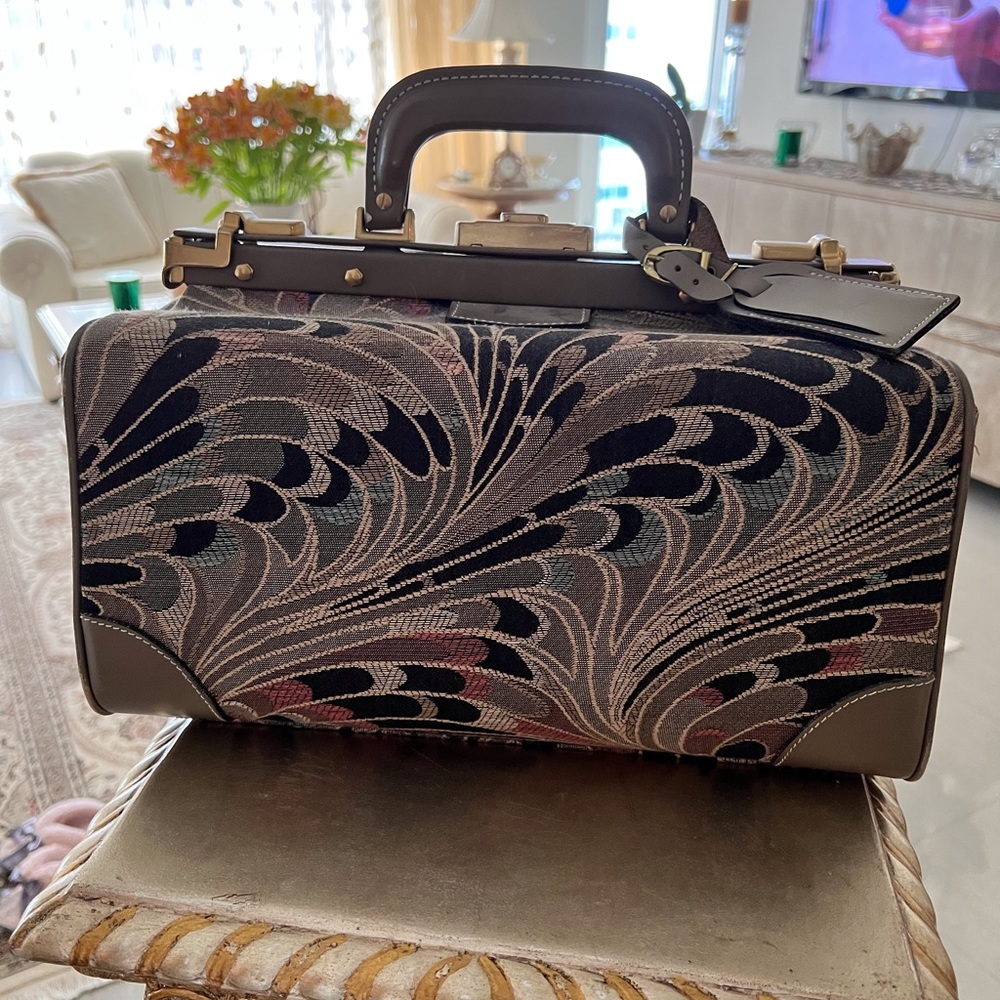 Vintage French Luggage Company Travel Cosmetics Case